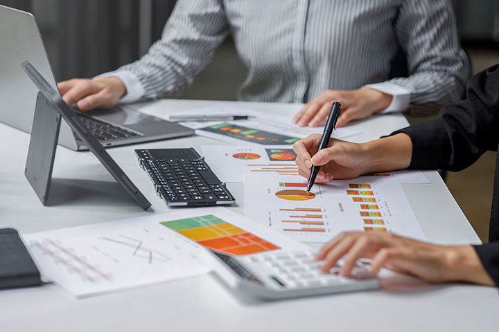 People analyzing data