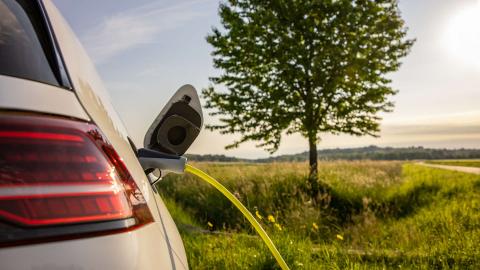 Developing transportation electrification plans that equitably serve all customers