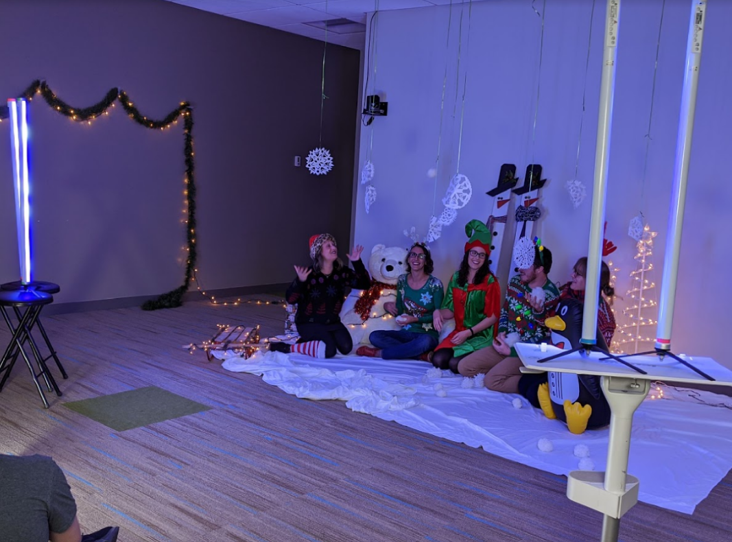 Behind the scenes of the 2019 E Source holiday card.